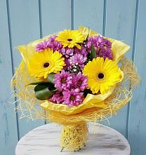 Букет цветов из:  Хризантемы и Герберы в Томмоте