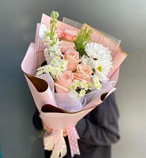 Букет цветов из:  Хризантемы и Розы в Томмоте