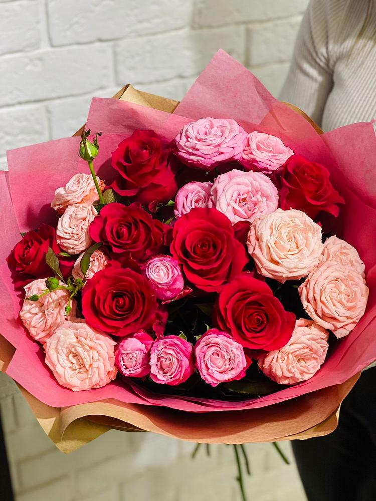 Букет цветов из: Розы в Томмоте